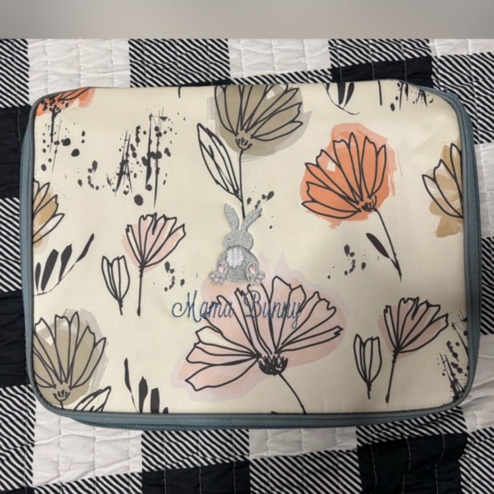 Thirty-One Travel Case Organizer with Flower Pattern & Embroidered Front Bunny